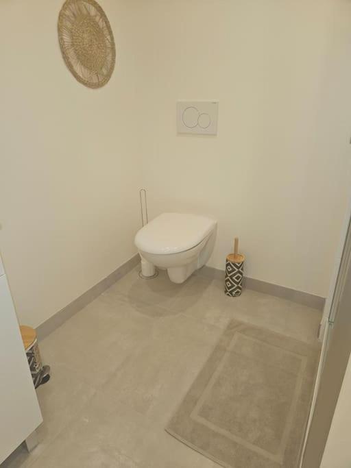 "La Tour", Logement Cosy, Au Calme Vertrieu Εξωτερικό φωτογραφία